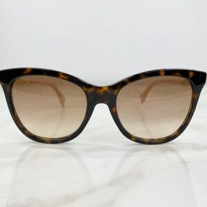 FENDI CAT EYE SUNGLASSES PERFECT CONDITION W CASE & CLOTH..100% AUTHENTIC